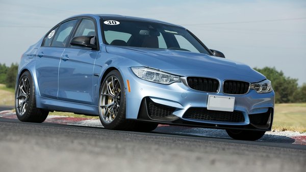 Les démarches de carte grise : guide essentiel pour les pros